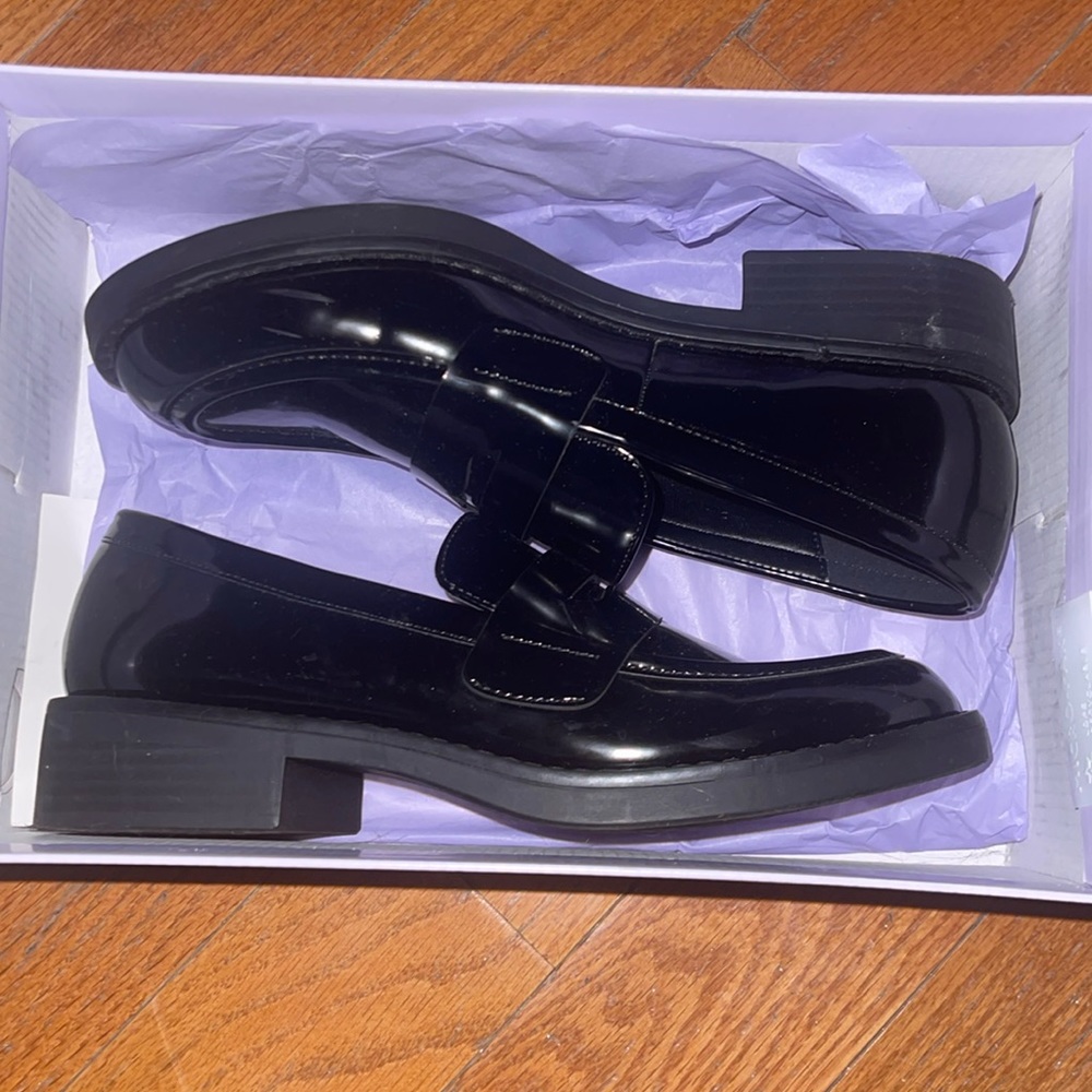 Madden Girl Loafers Size 6.5